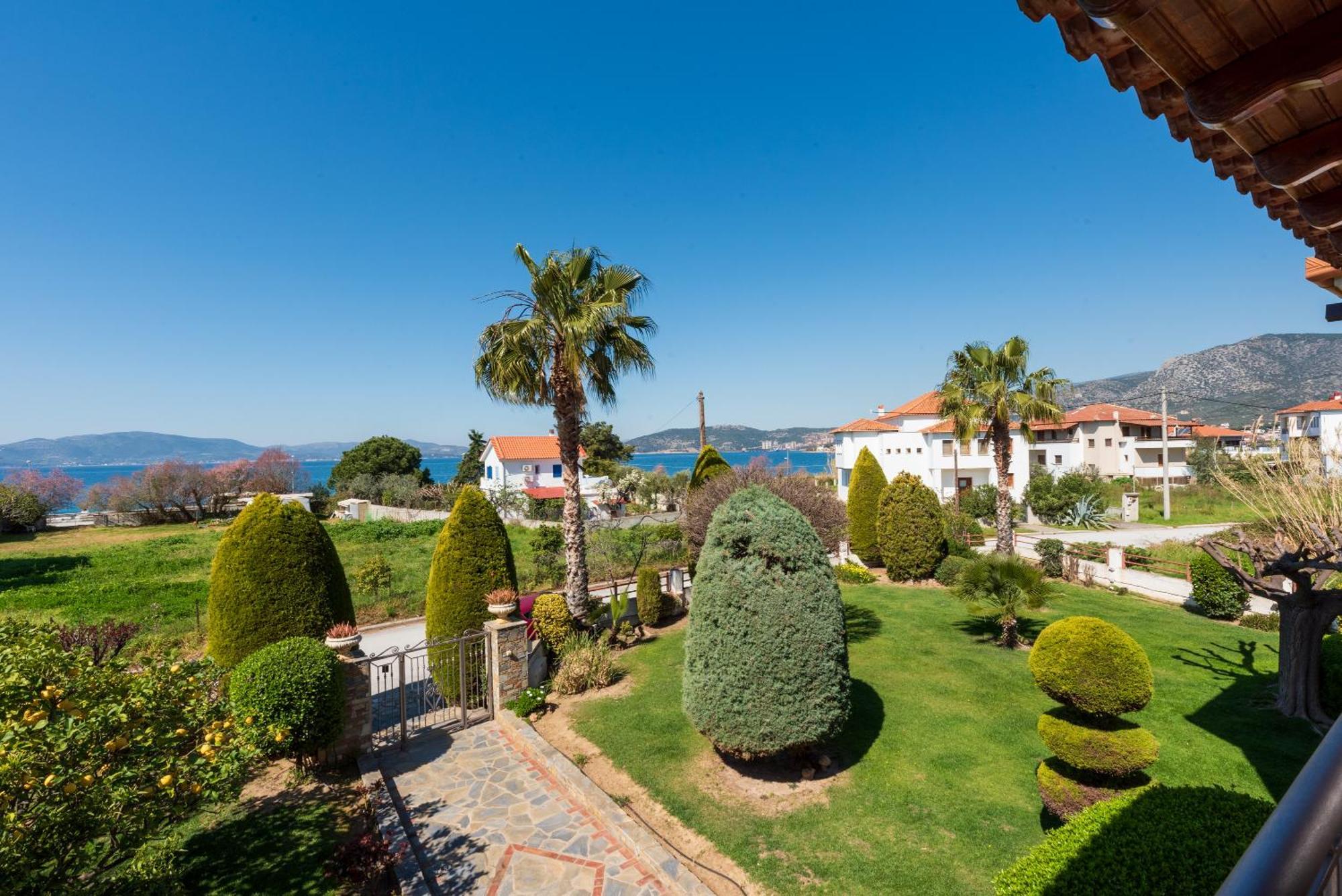 Christina'S Twin Palm Trees House Daire Agria Dış mekan fotoğraf