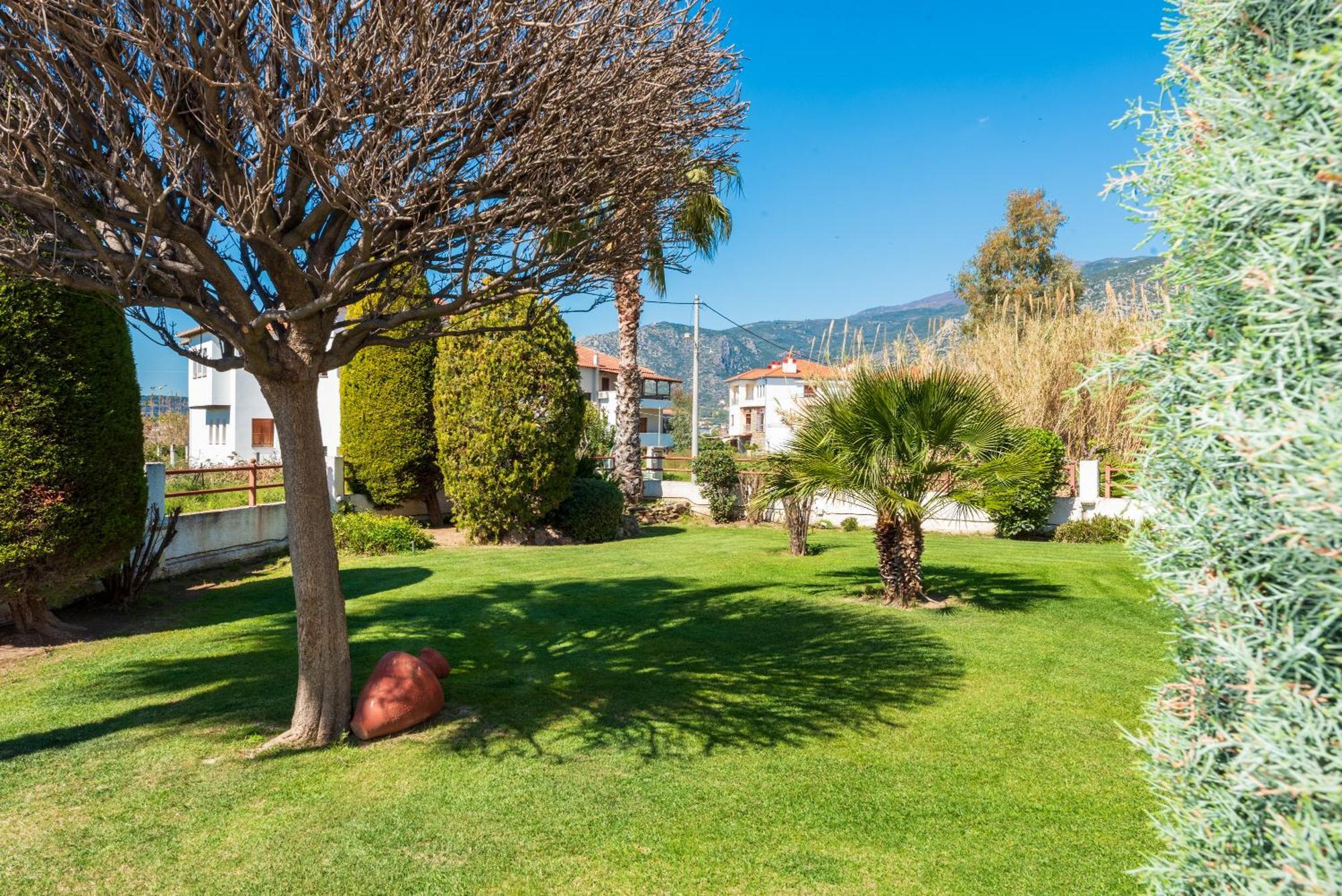 Christina'S Twin Palm Trees House Daire Agria Dış mekan fotoğraf